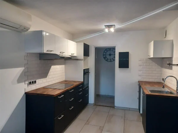 Flat Rue Jacques Pinelli in Fréjus