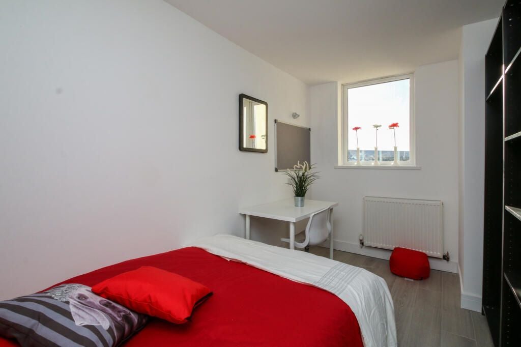 Room Ling Street in Liverpool