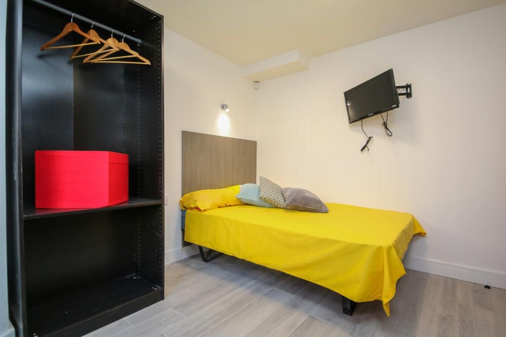 Room Ling Street in Liverpool