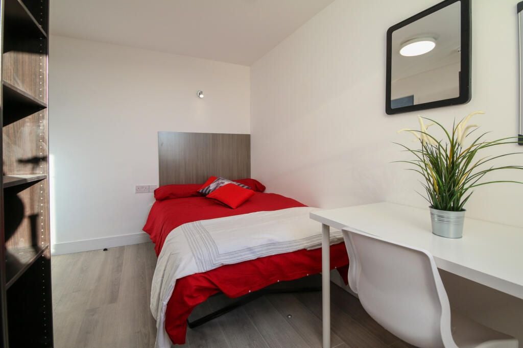 Room Ling Street in Liverpool