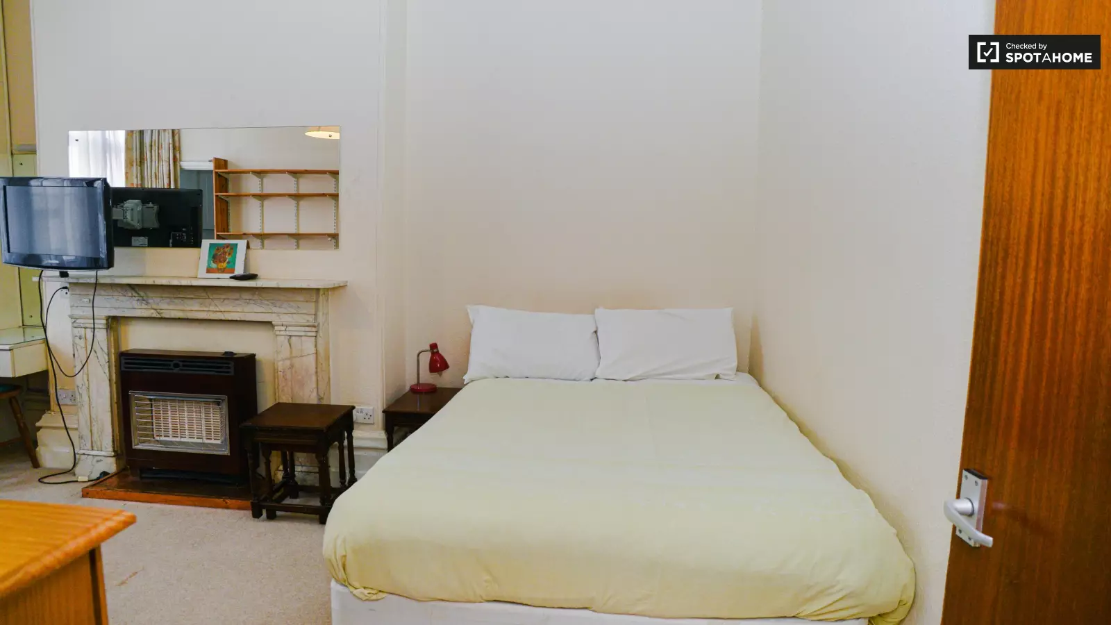 Flat St Anns Villas in Greater London