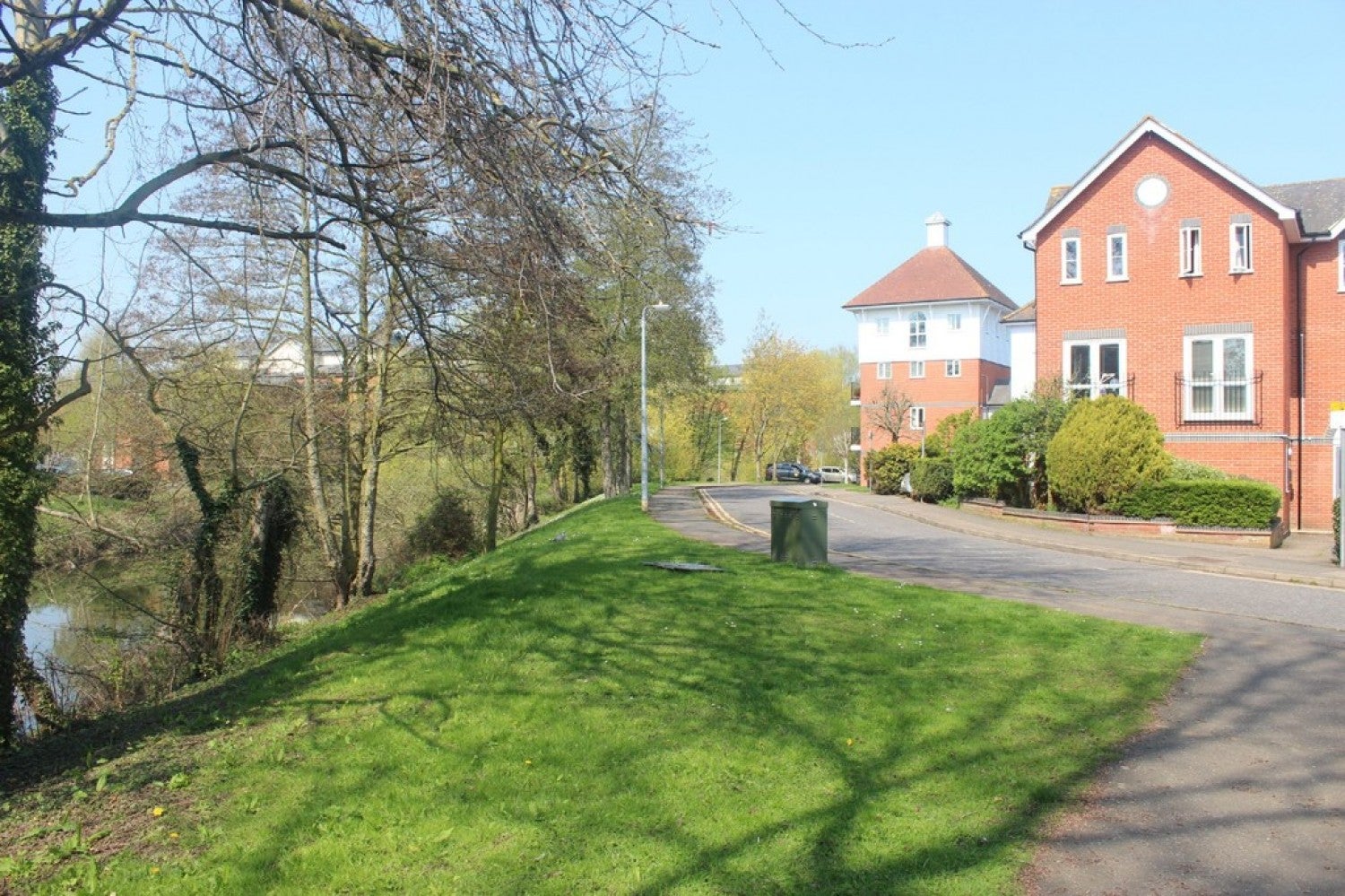 Flat Victoria Chase in Colchester
