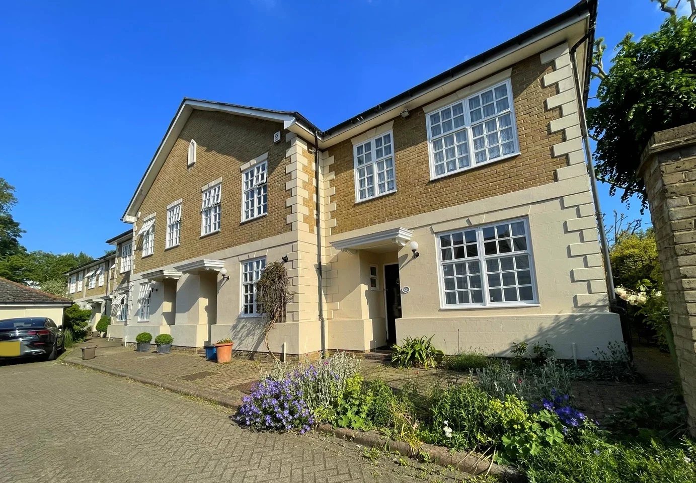 House Spenser Mews in Greater London