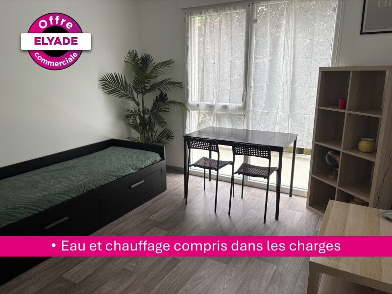 Chambre Rue de Pîtres à Franqueville-Saint-Pierre