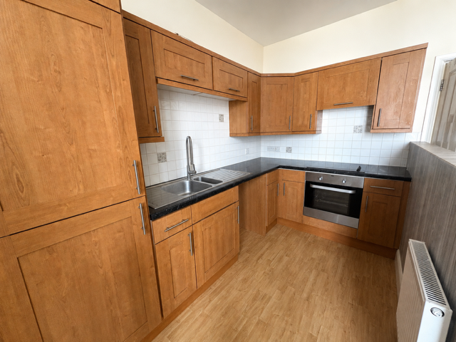 Flat Pevensey Road in Eastbourne
