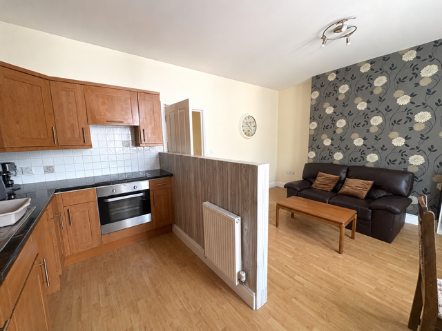 Flat Pevensey Road in Eastbourne