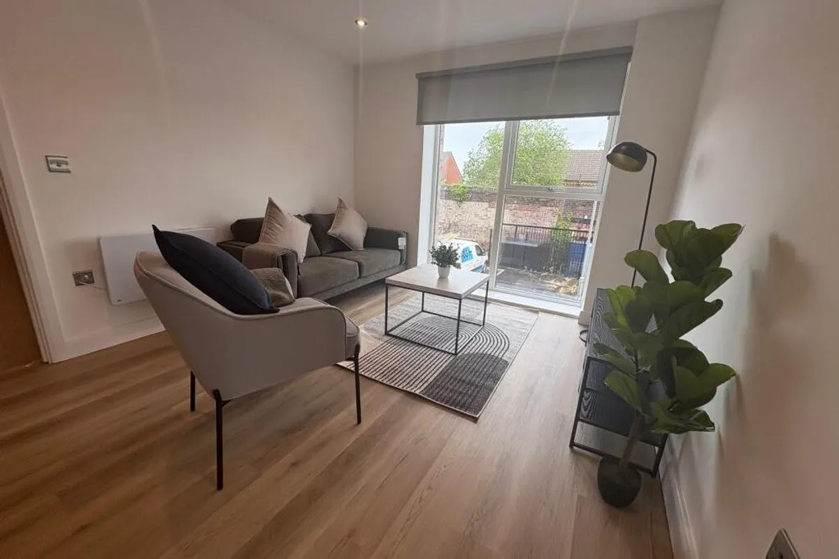 Flat Richmond Hill Approach in Leeds