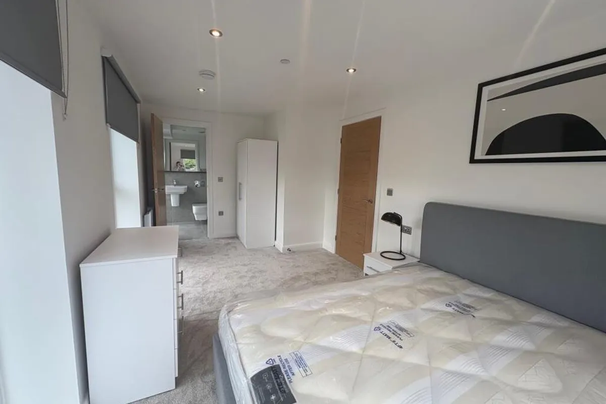 Flat Richmond Hill Approach in Leeds