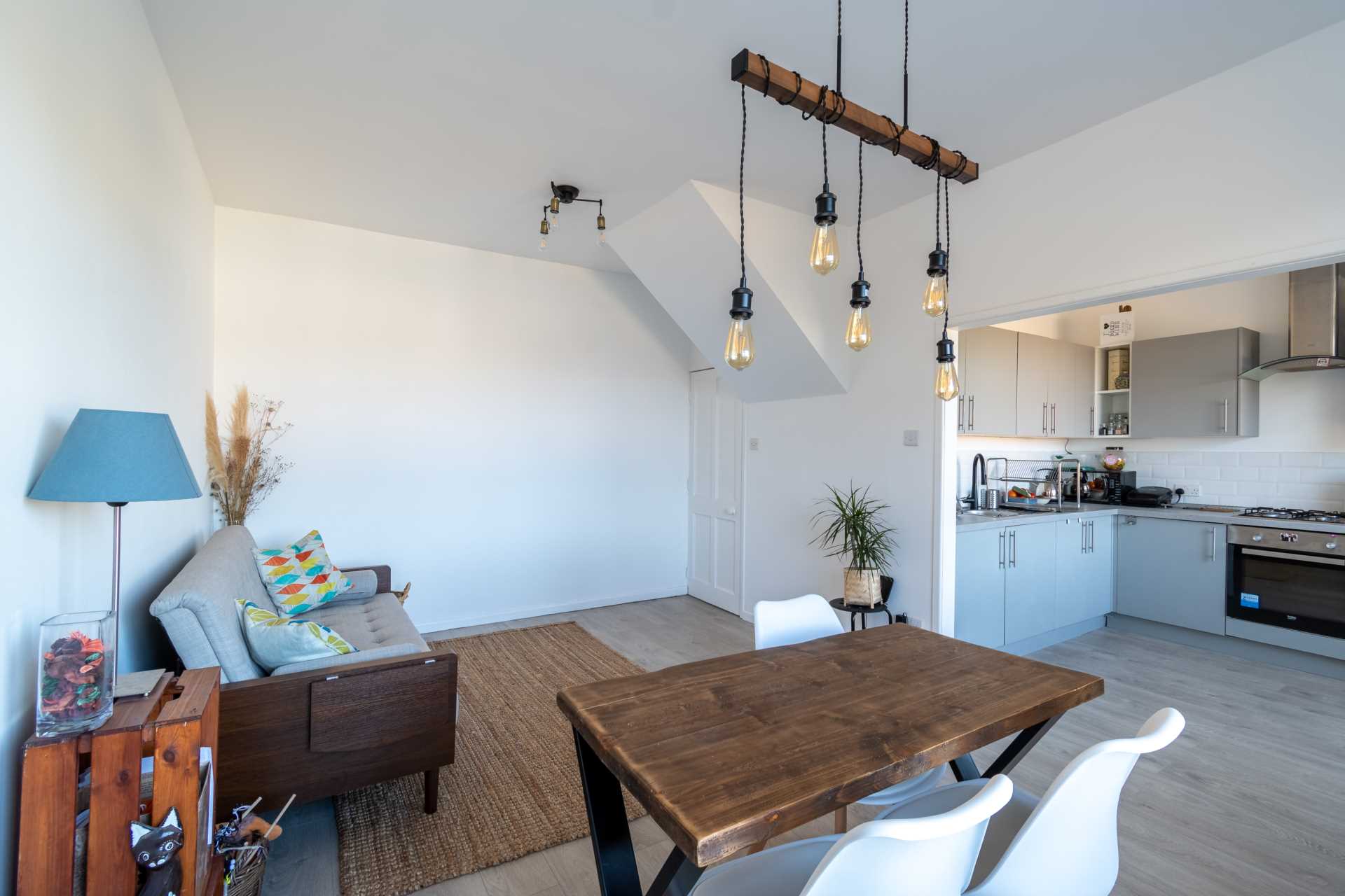 Flat Holcombe Lane in Bathampton