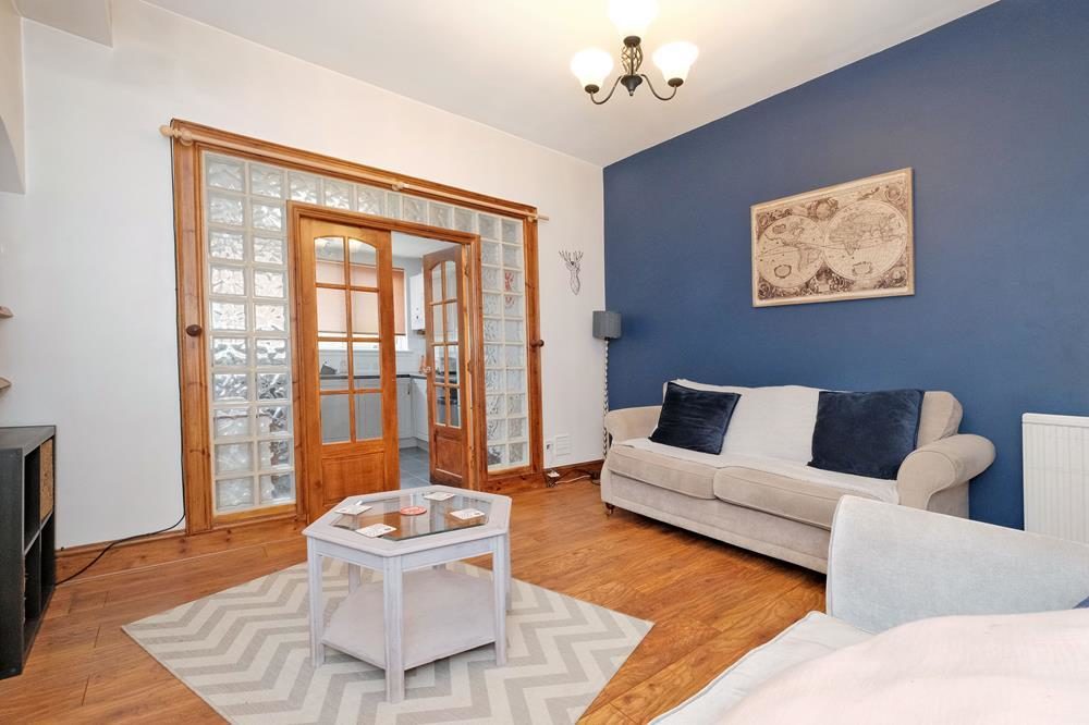 Flat Holburn Street in Aberdeen