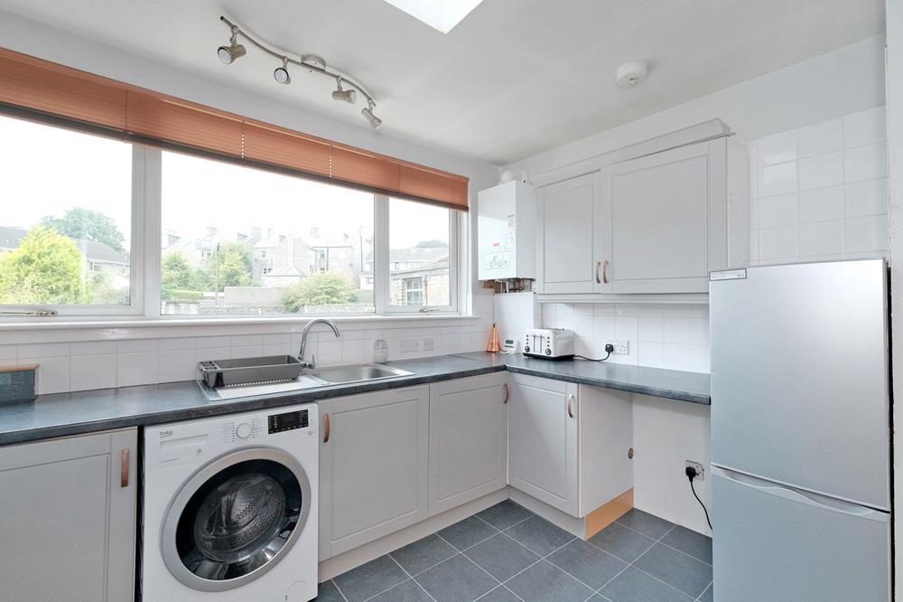 Flat Holburn Street in Aberdeen