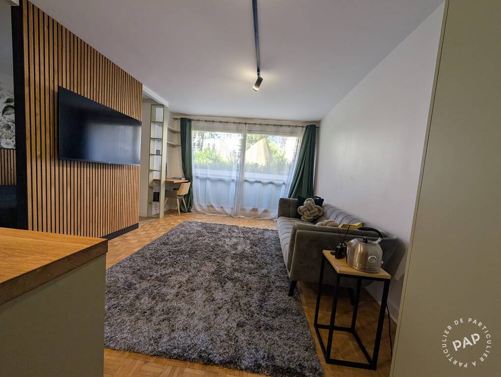 Flat Rue Henri Martin in Puteaux