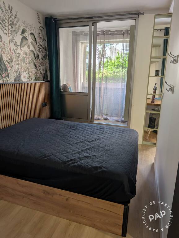 Flat Rue Henri Martin in Puteaux