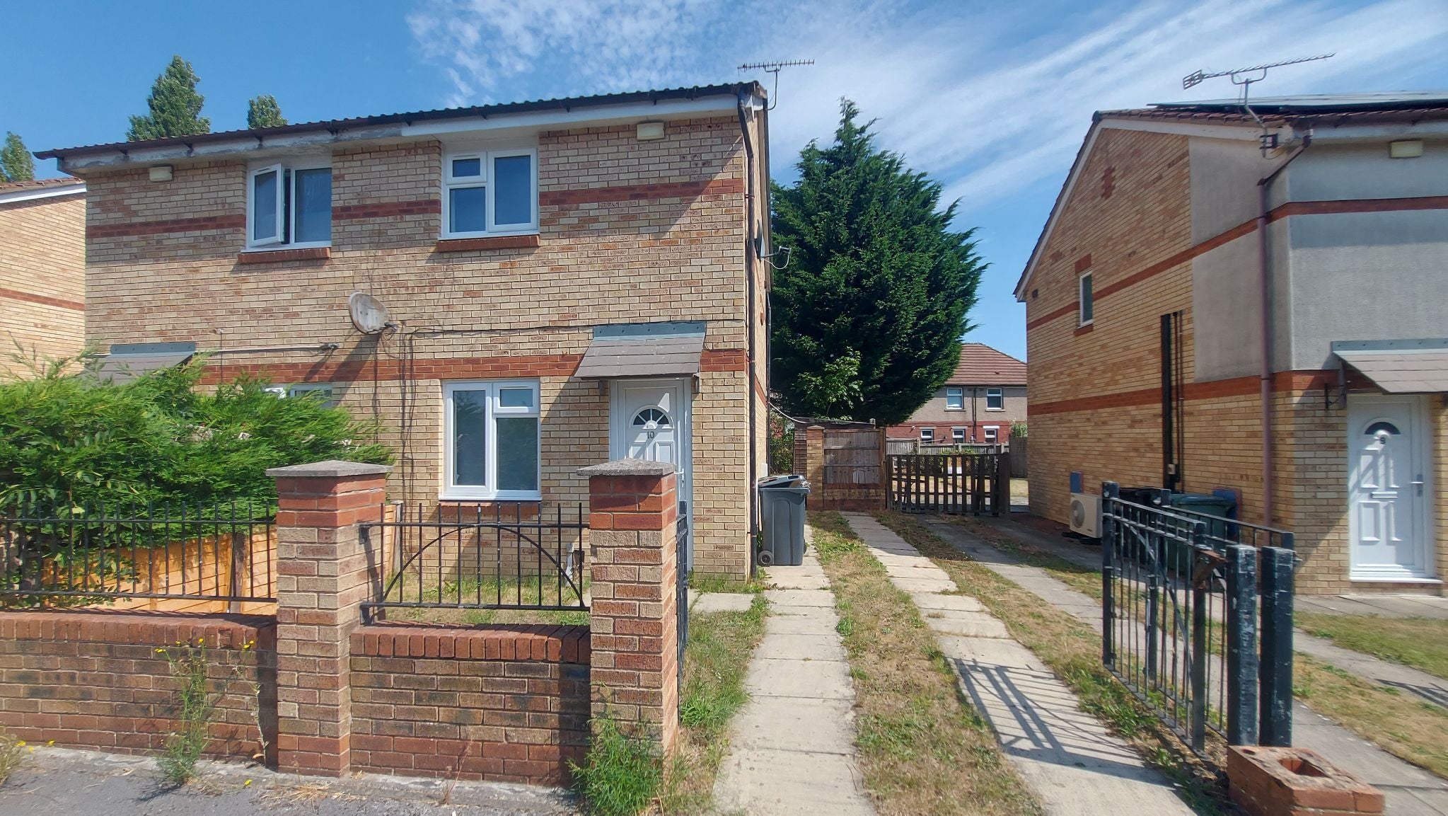 House Barnby Avenue in Bradford