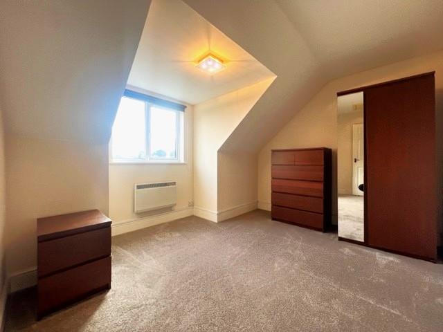 Flat Chapel Lane in Rushmoor