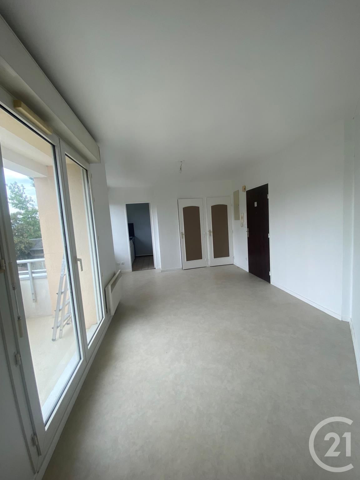 Flat Route de Blois in Saint-Ay