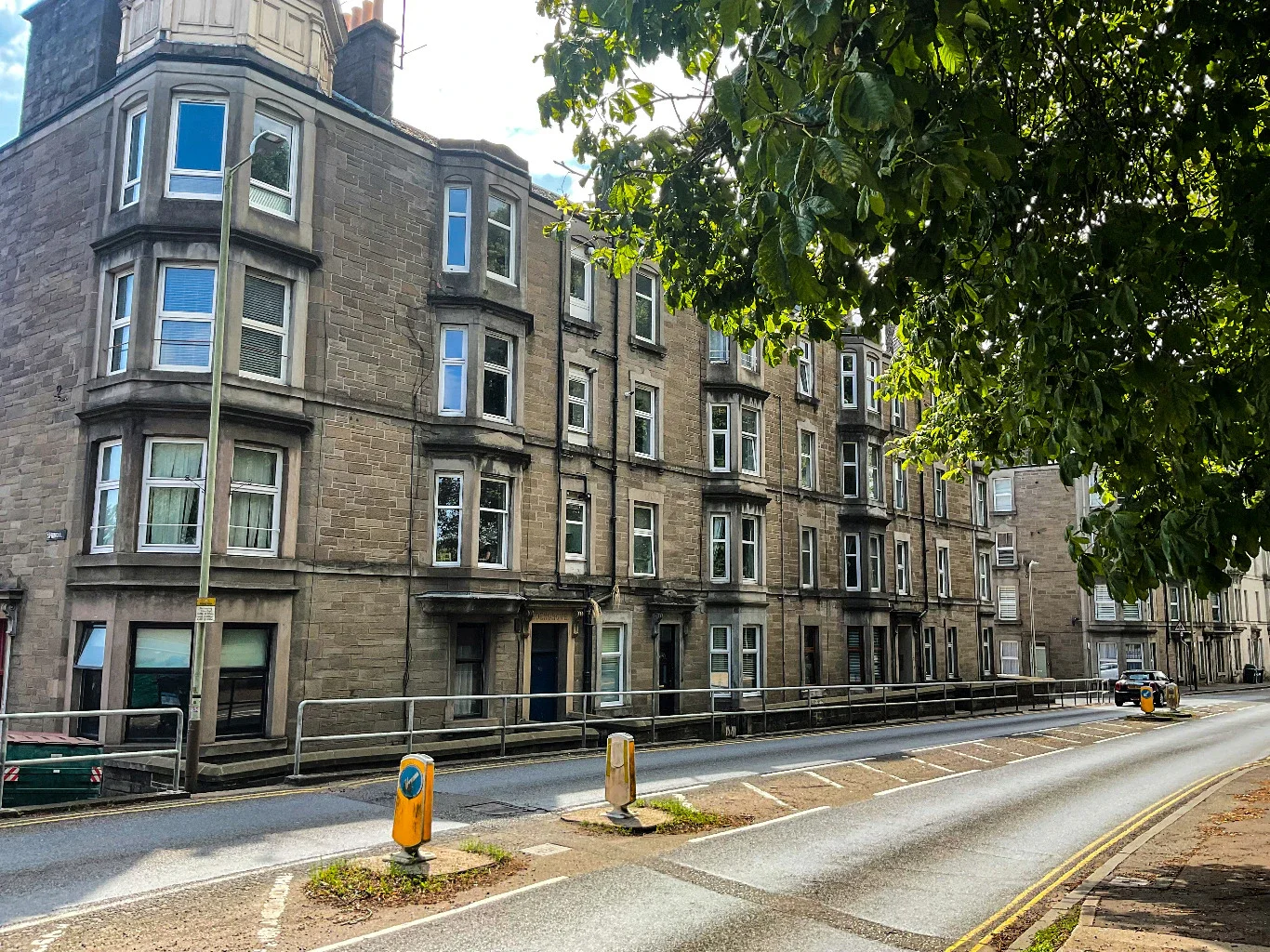Flat Arbroath Road in Dundee