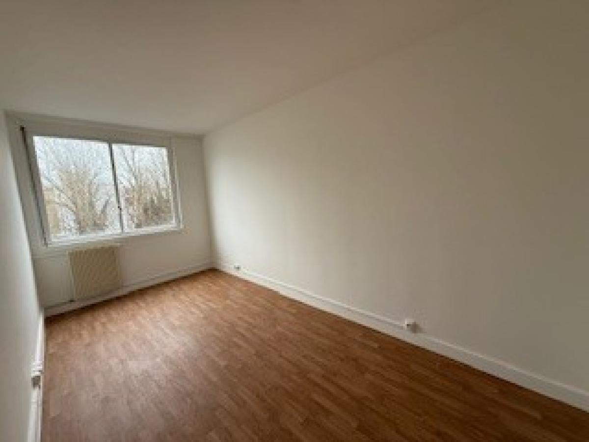 Flat Rue Gabriel Péri in Saint-Denis