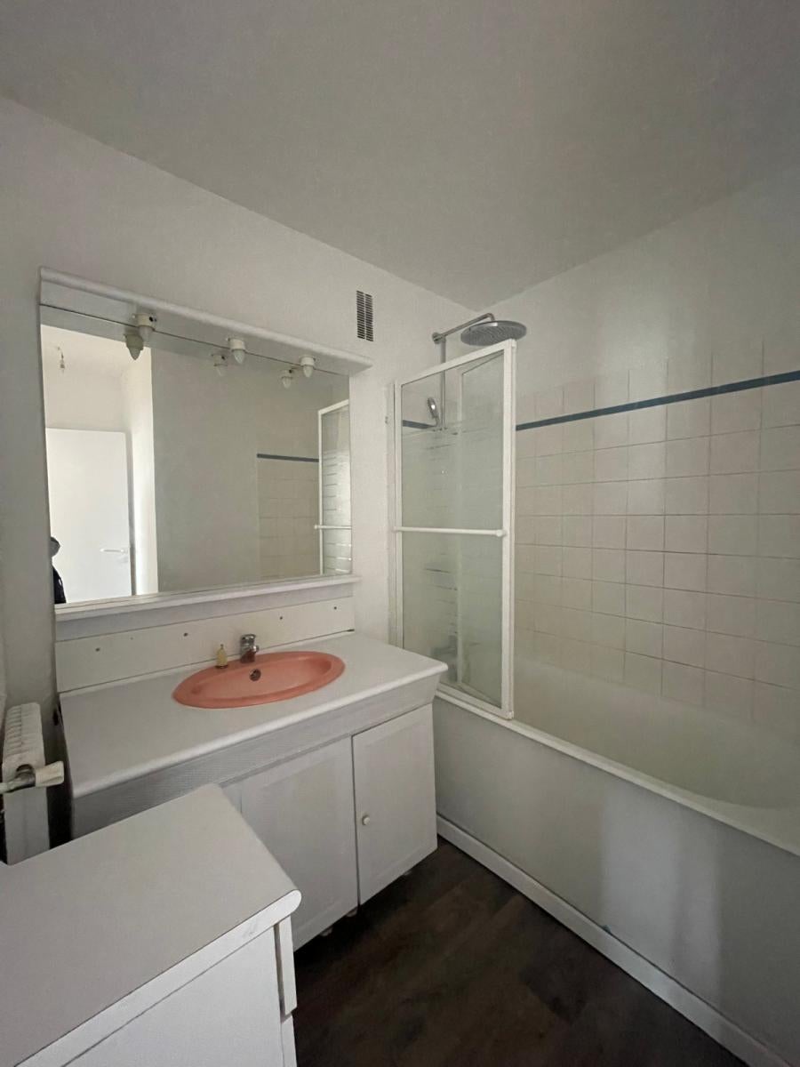 Flat Rue Gabriel Péri in Saint-Denis