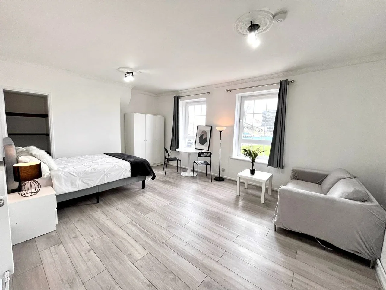 Room Kennington Oval in Greater London