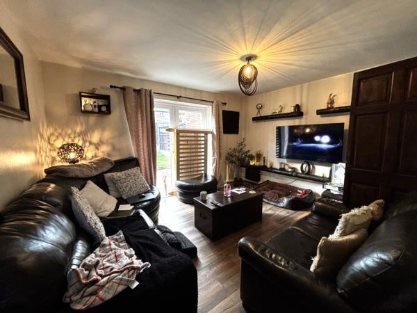 House Walnut Close in Erewash