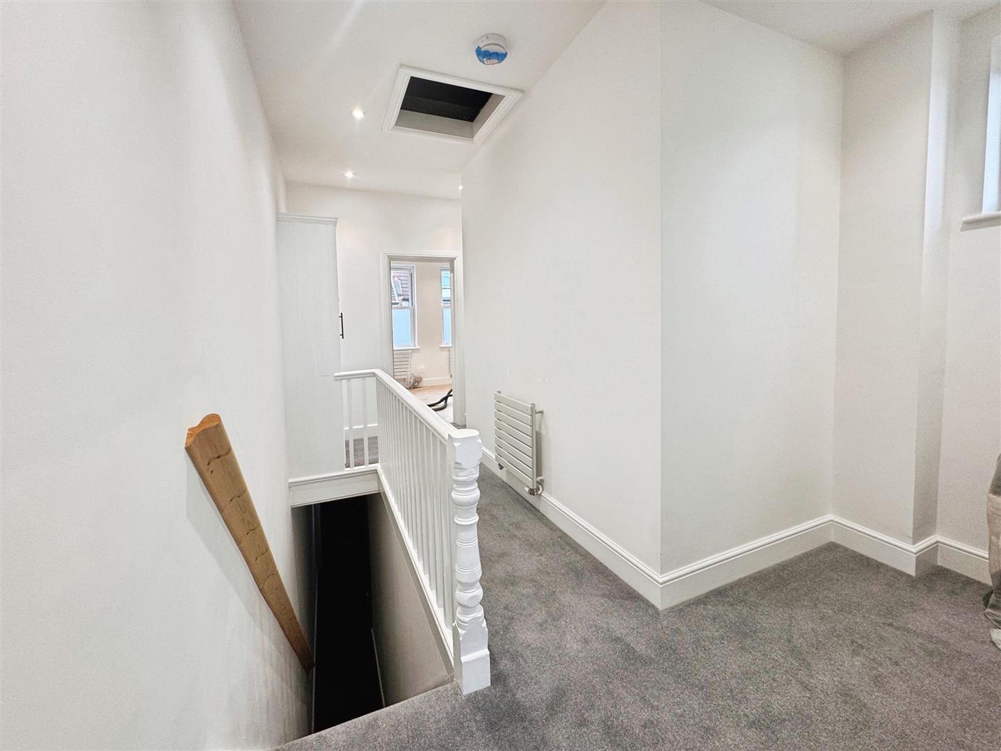 Flat Leigh Road in Southend-on-Sea