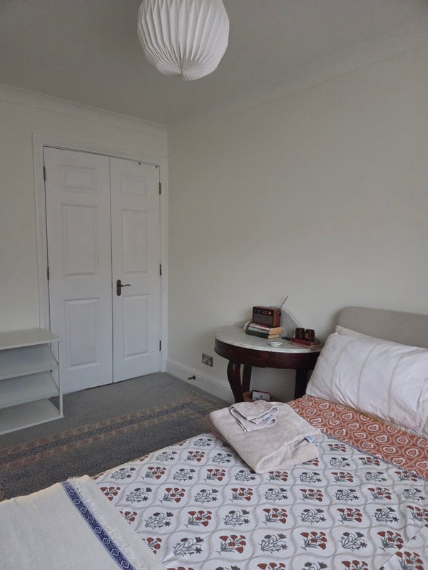 Flat Grand Union Close in City of Westminster