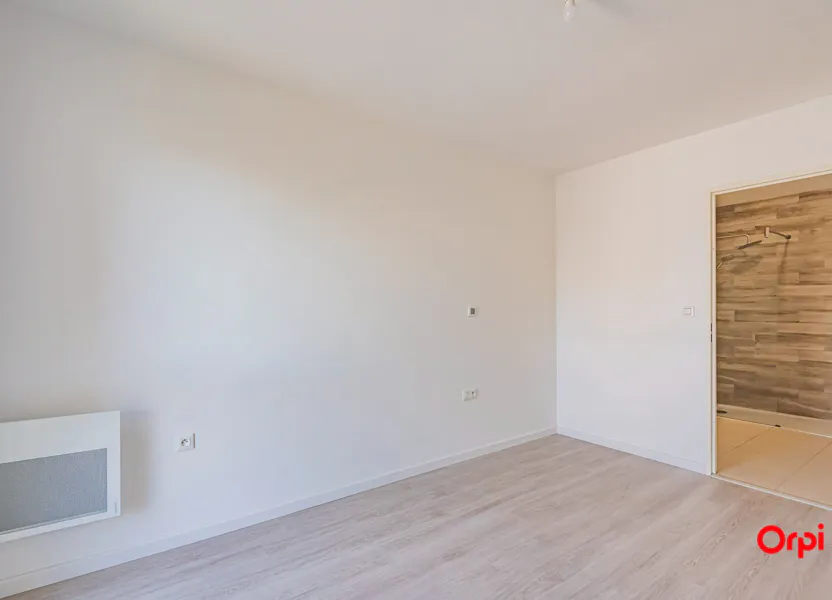 Flat Rue Lesage in Reims