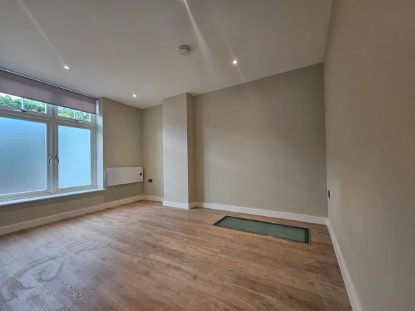 Flat Fortis Green in Greater London