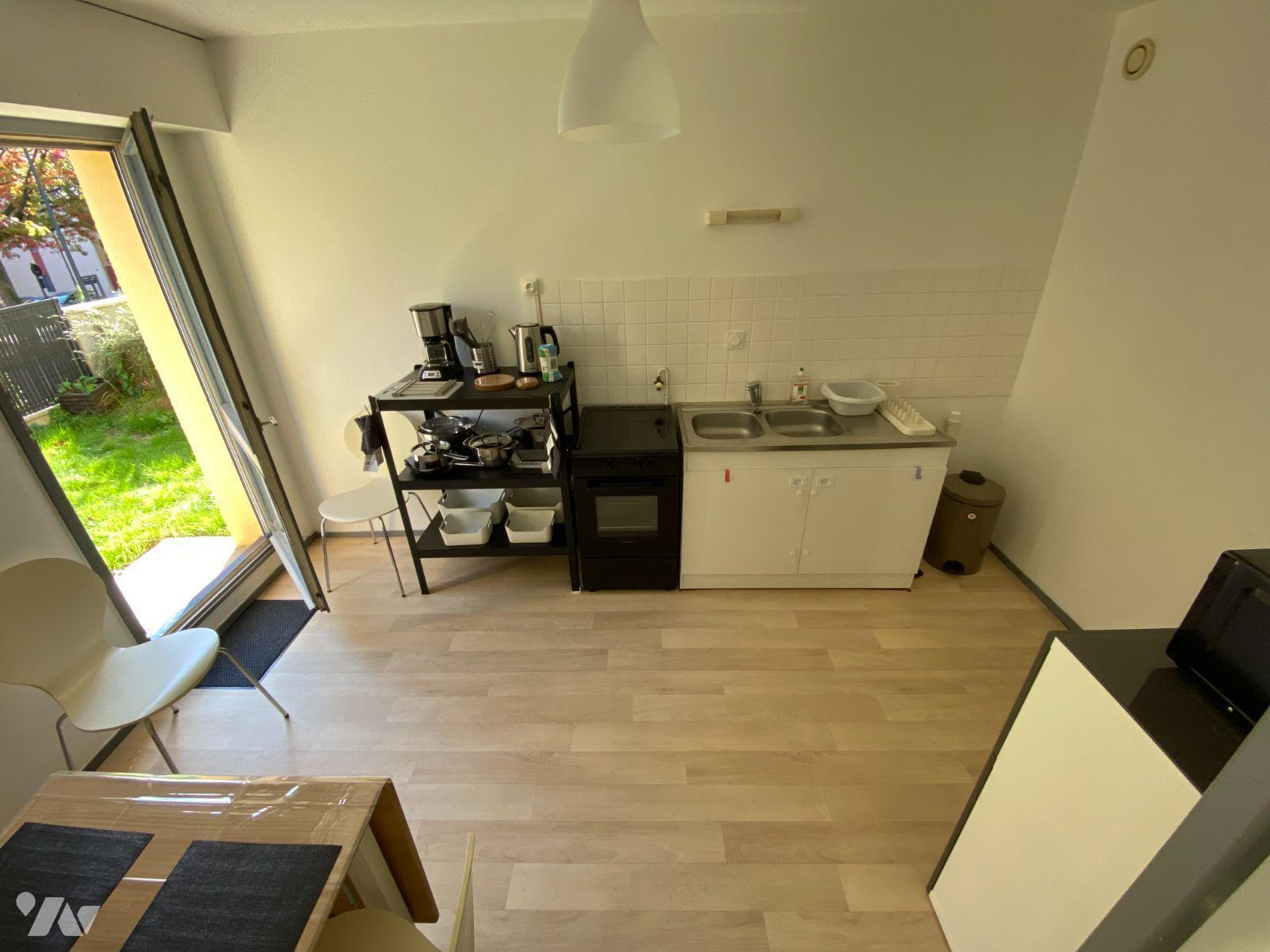 Flat Square Pedro Flores-Cano in Rennes