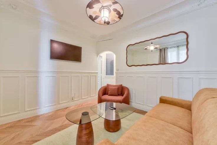 Appartement Rue de la Tour à Paris