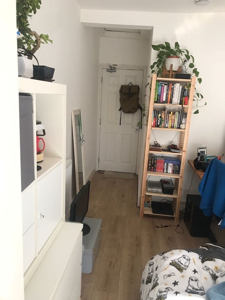 Room Harborough Road in Southampton
