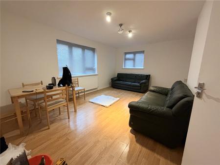 Flat Lampton Road in London