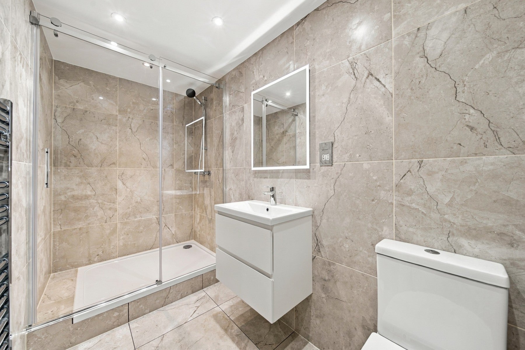 Flat Semley Place in City of Westminster