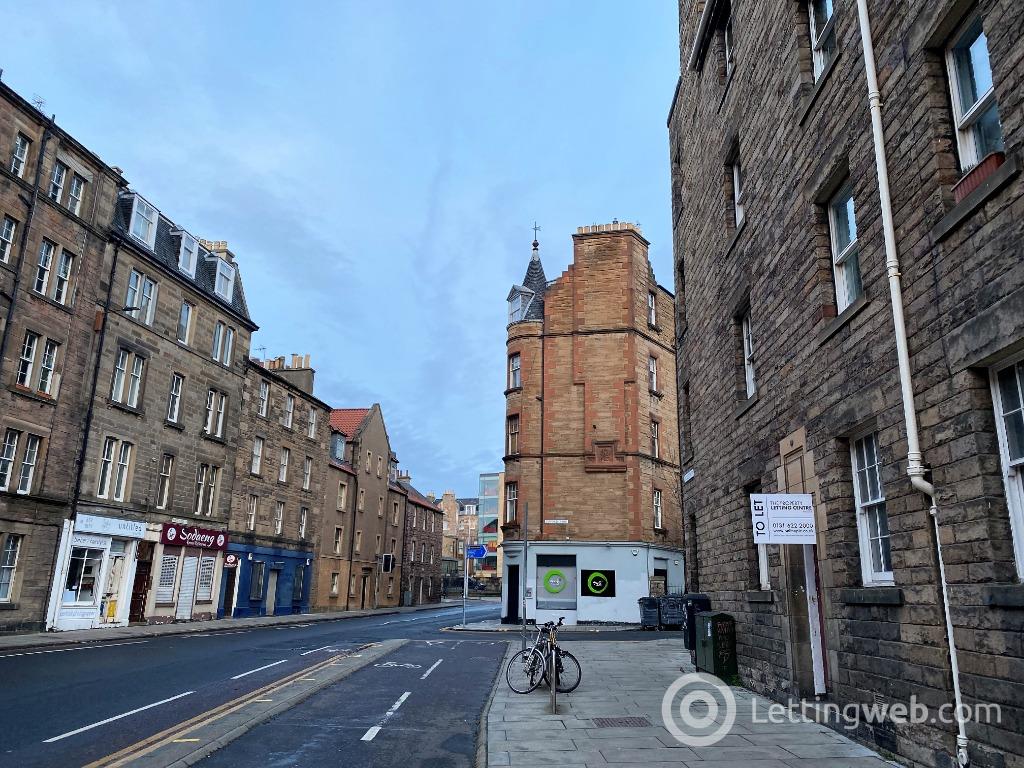 Flat Buccleuch Street in City of Edinburgh