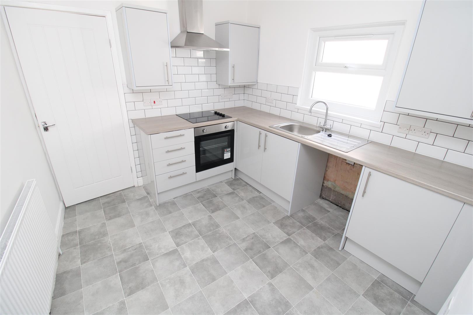 Flat Gladstone Street in Abertillery