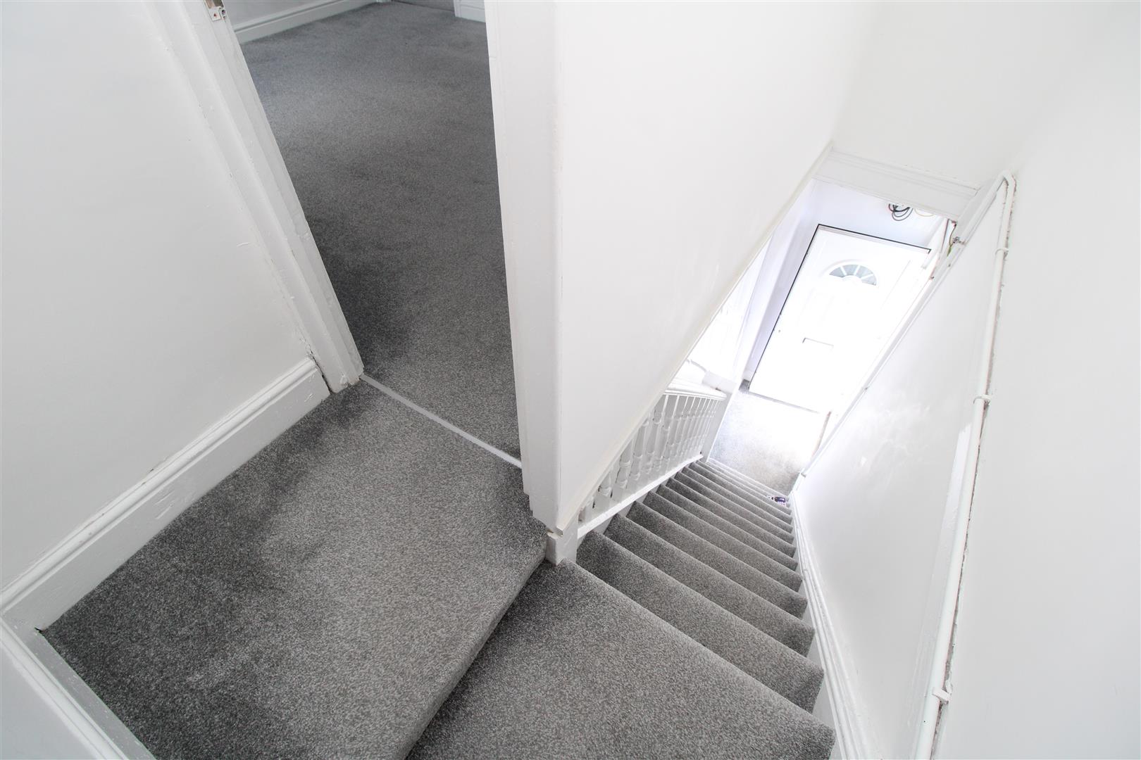 Flat Gladstone Street in Abertillery