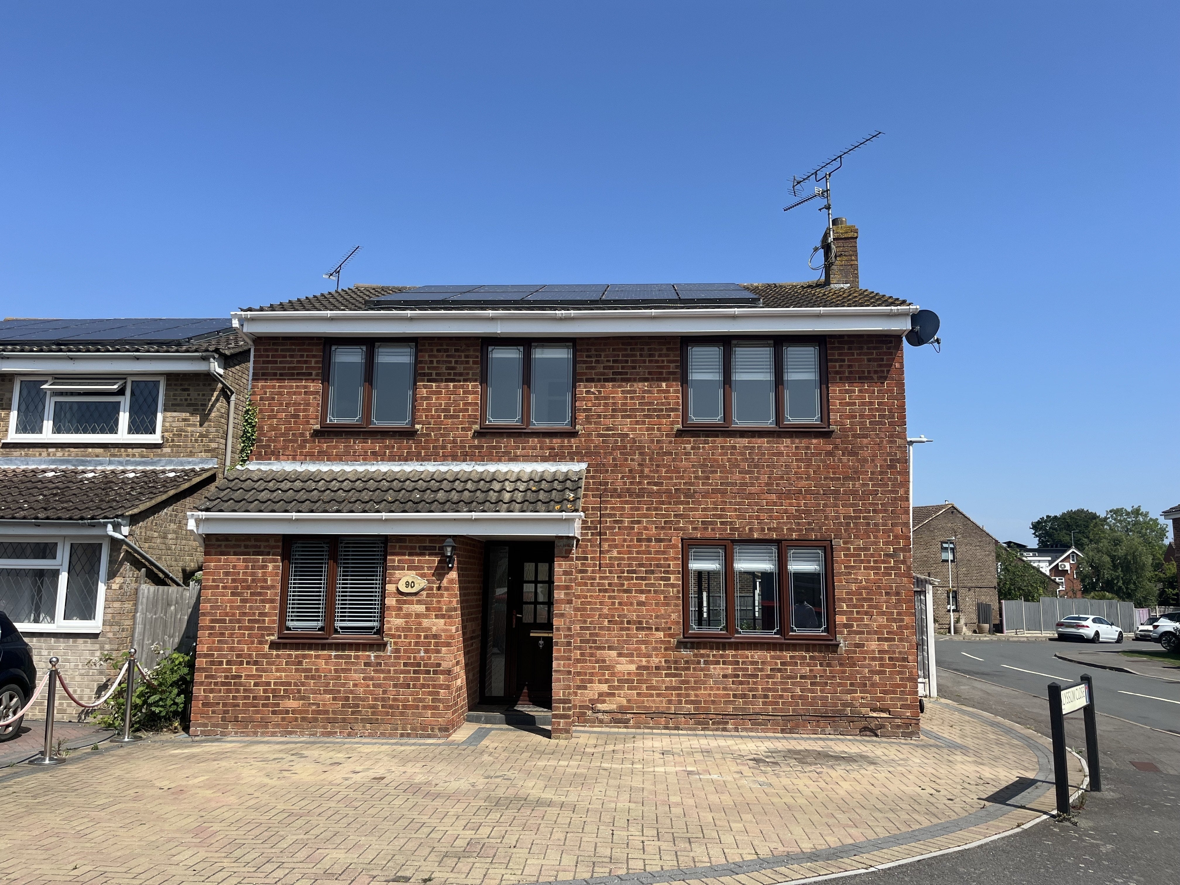 Flat Petunia Crescent in Chelmsford