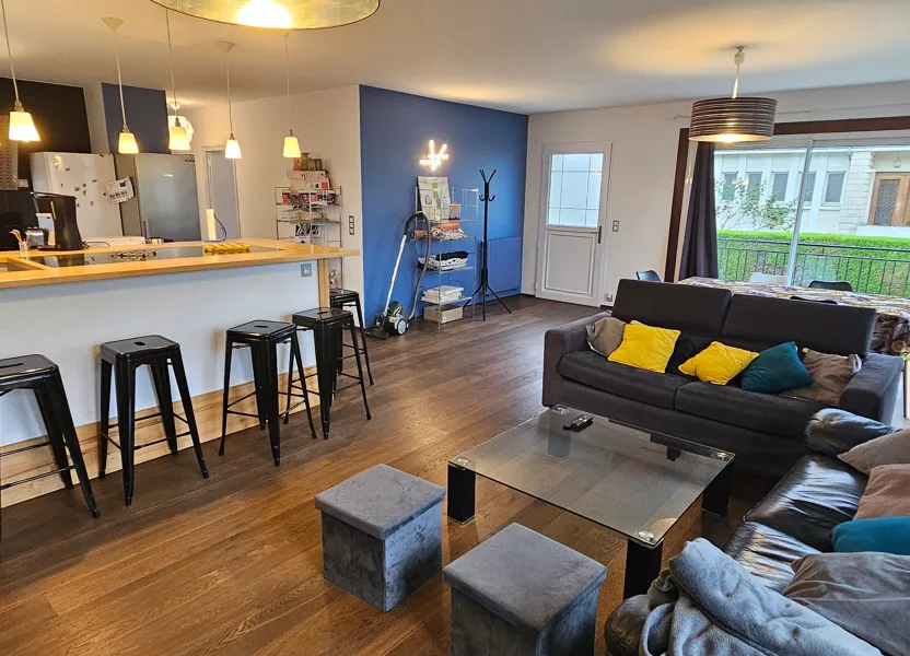 Room Rue du Général Catroux in Poitiers