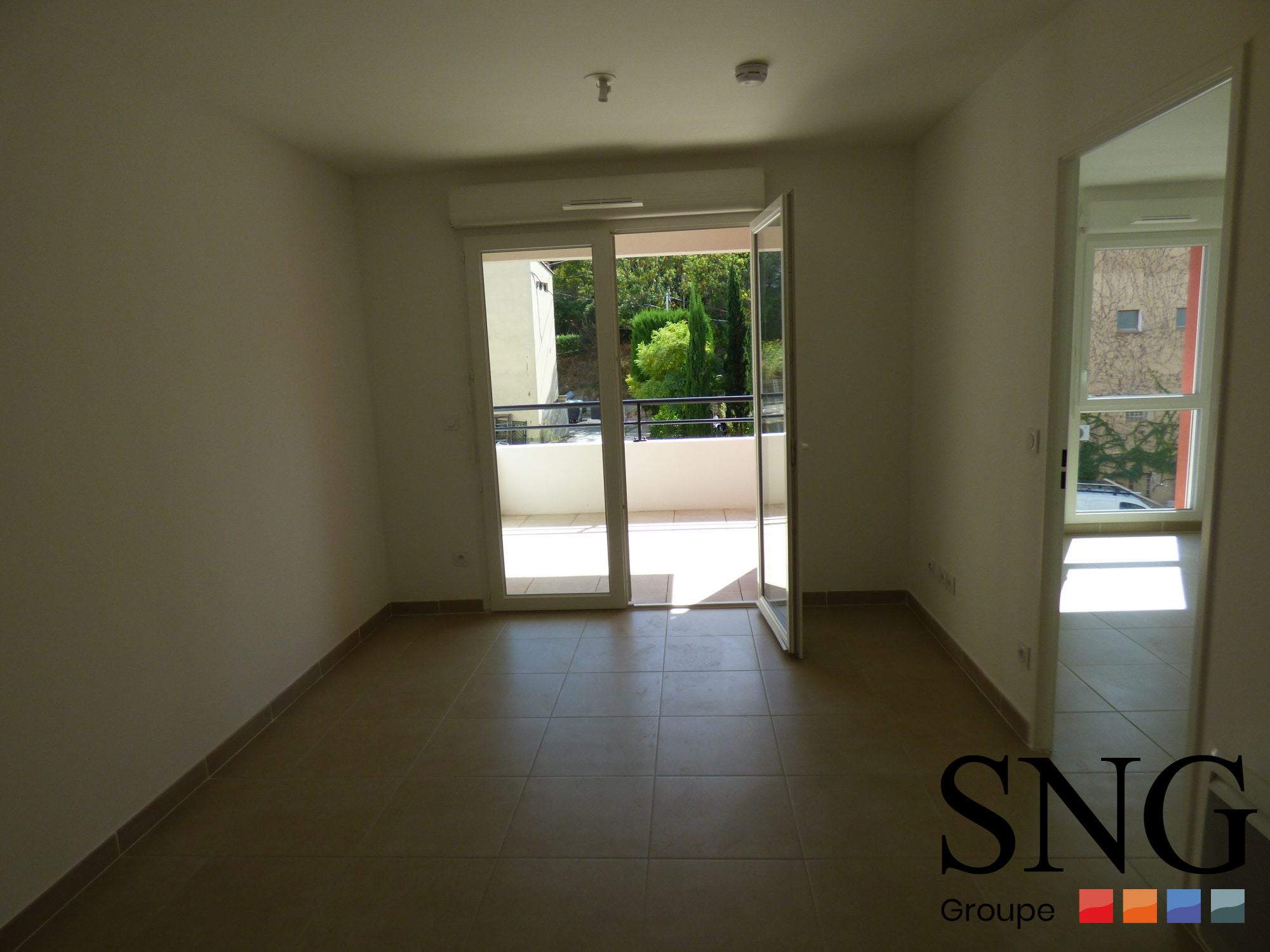 Flat Avenue des Goums in Aubagne