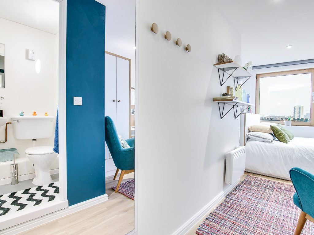 Room Imperial Road in Greater London