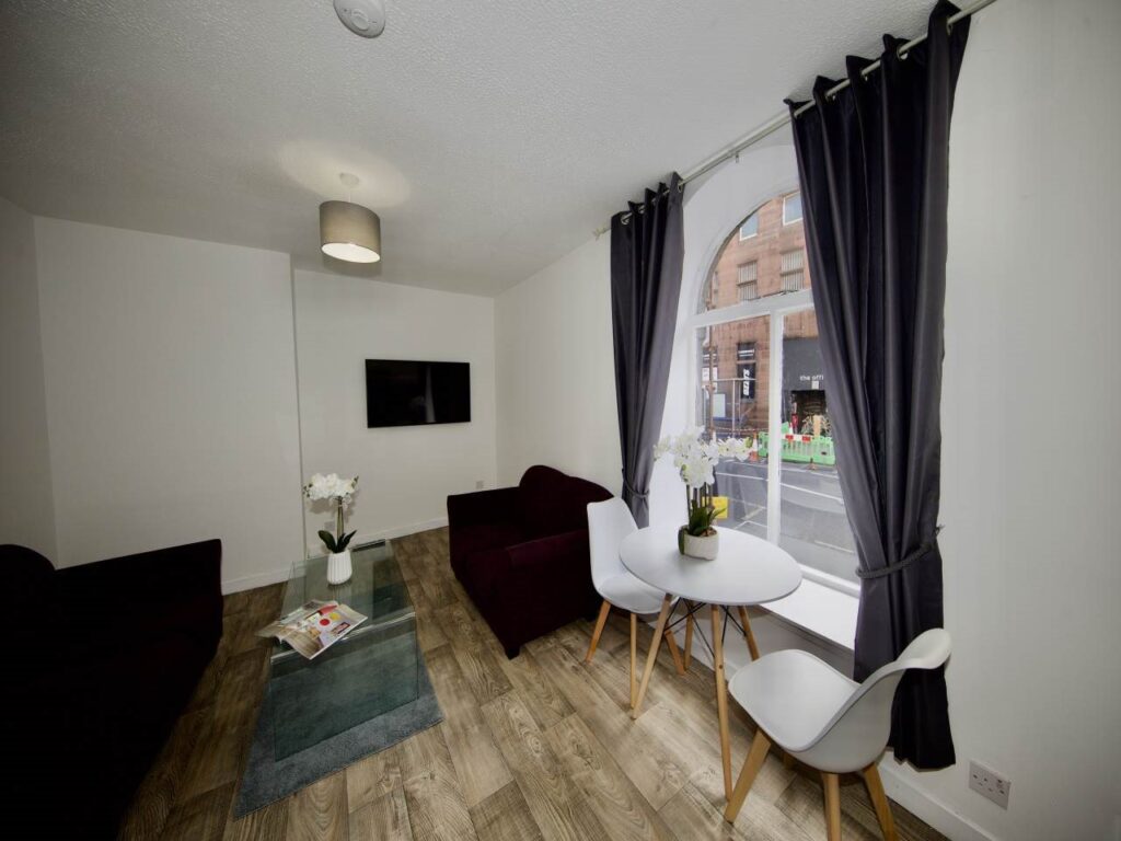 Flat Seagate in Dundee