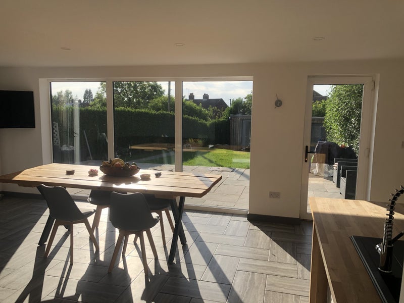 Room Drenfell Road in Scholar Green