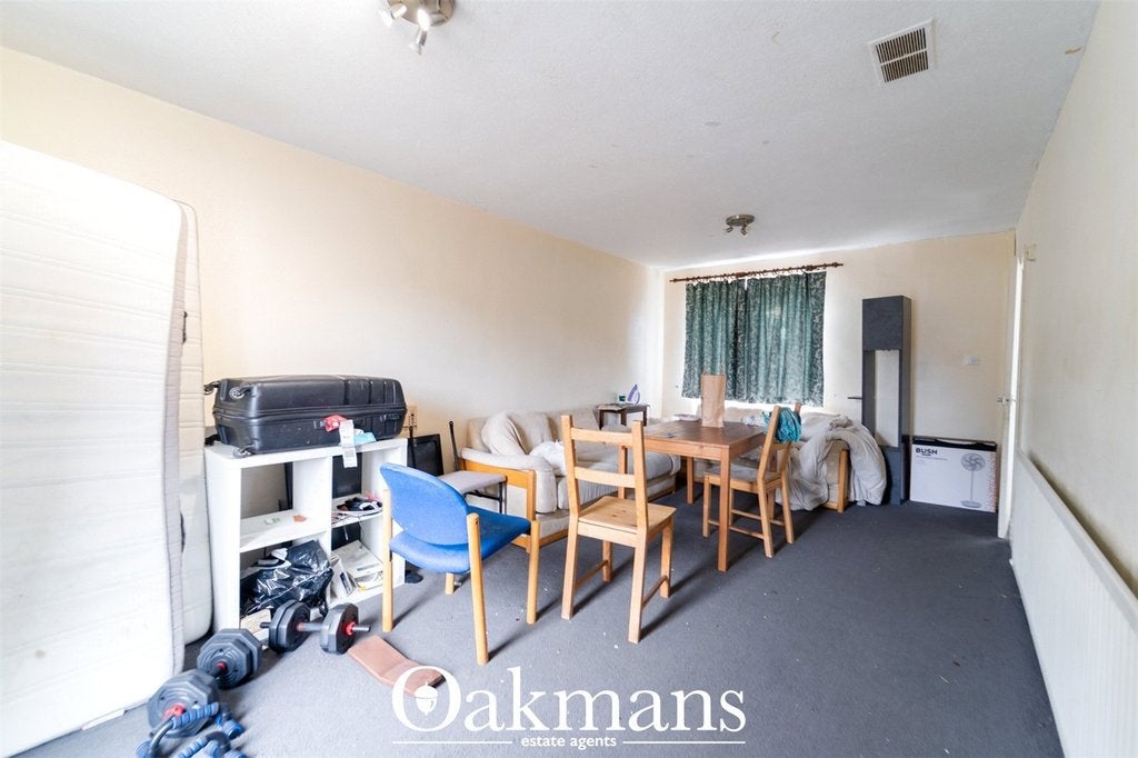 Flat Leabon Grove in Birmingham