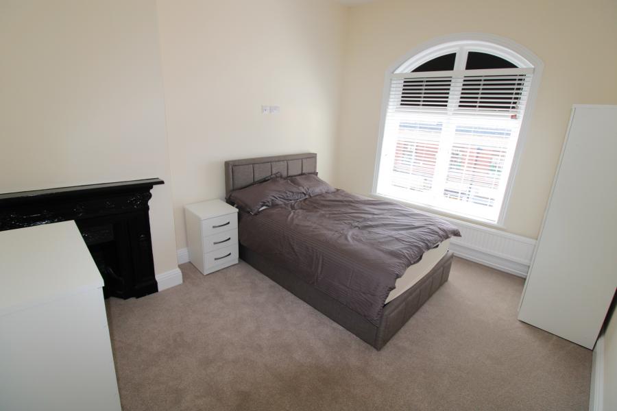 Room High Street in East Staffordshire