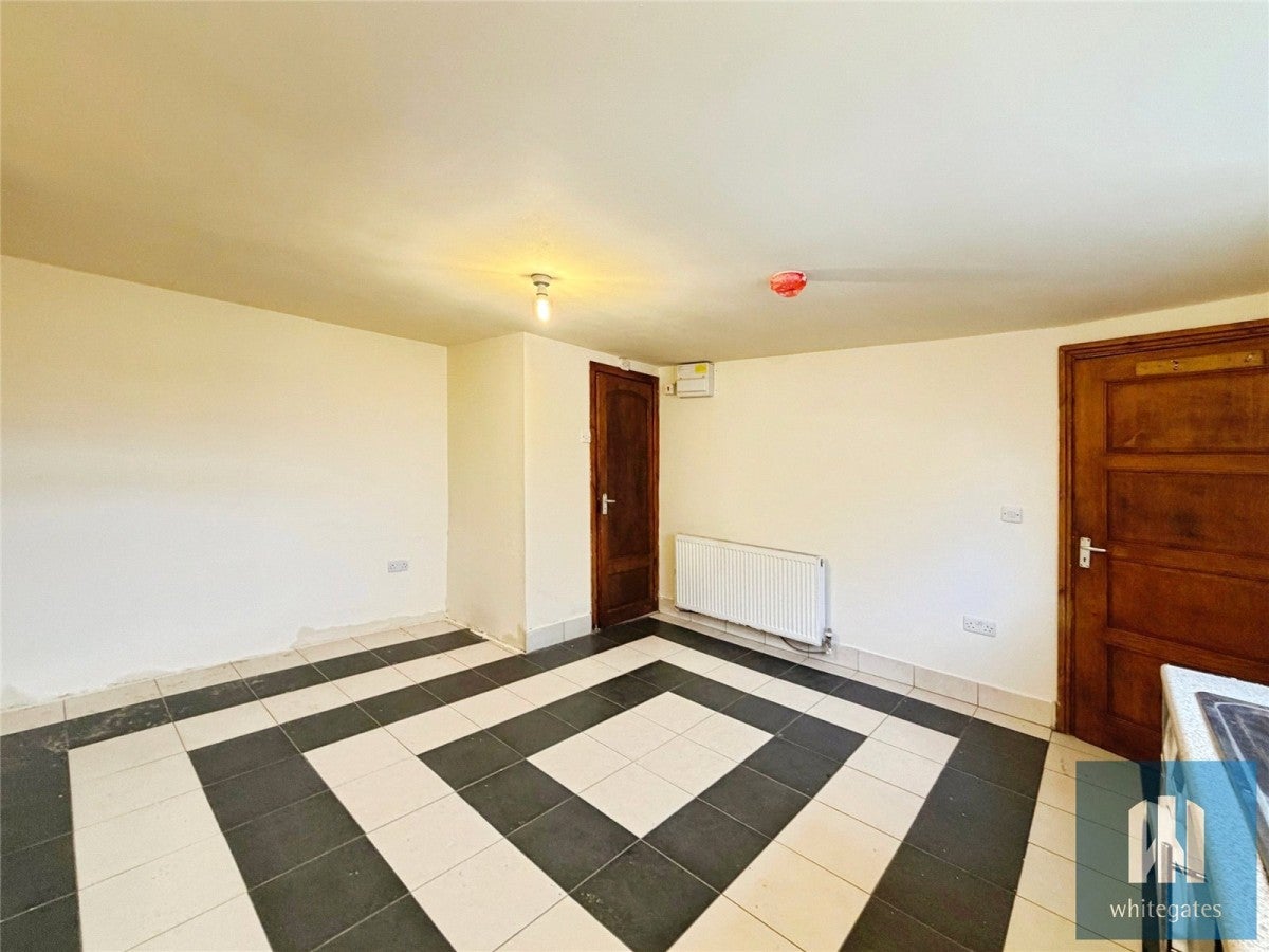 Flat Lower Fitzwilliam Street in Kirklees