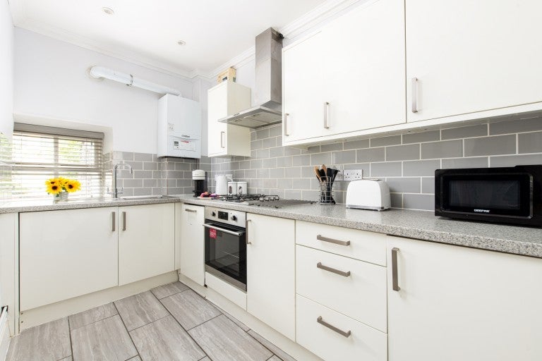 Flat Kingsdown Parade in Bristol