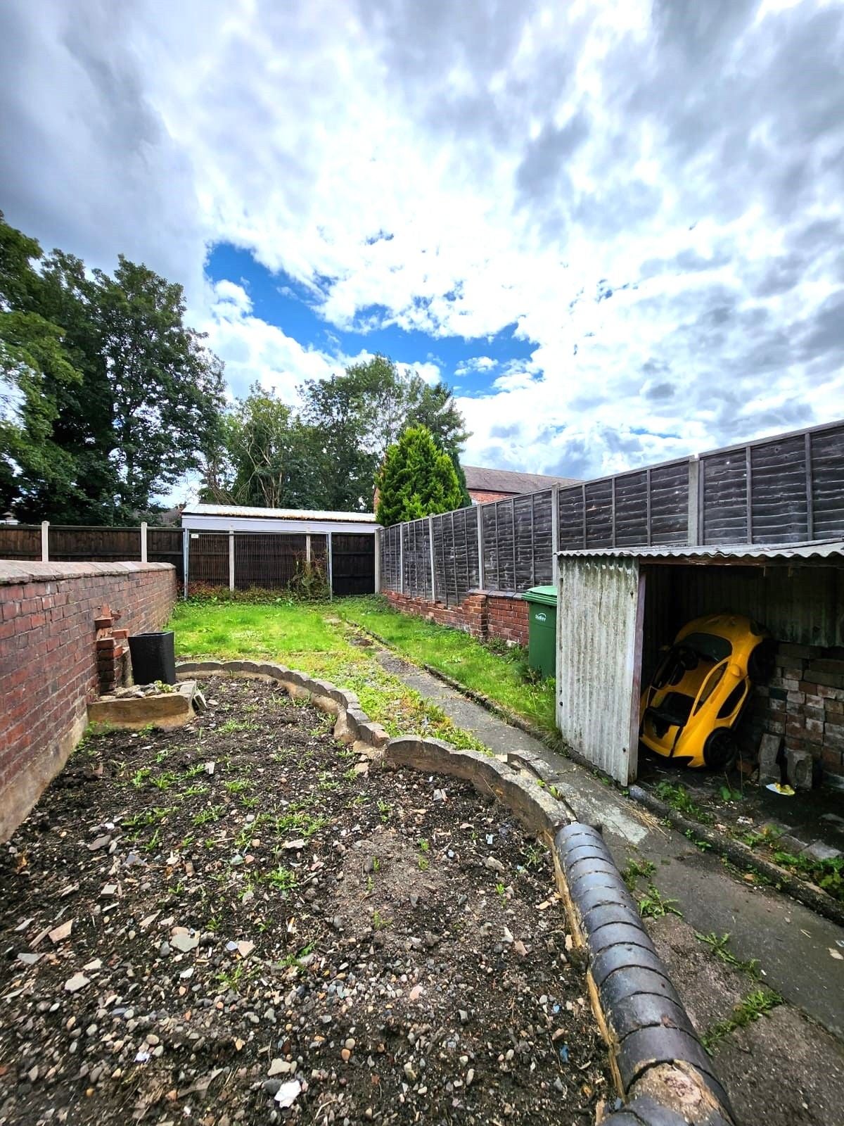 Flat Belgrave Road in Halesowen
