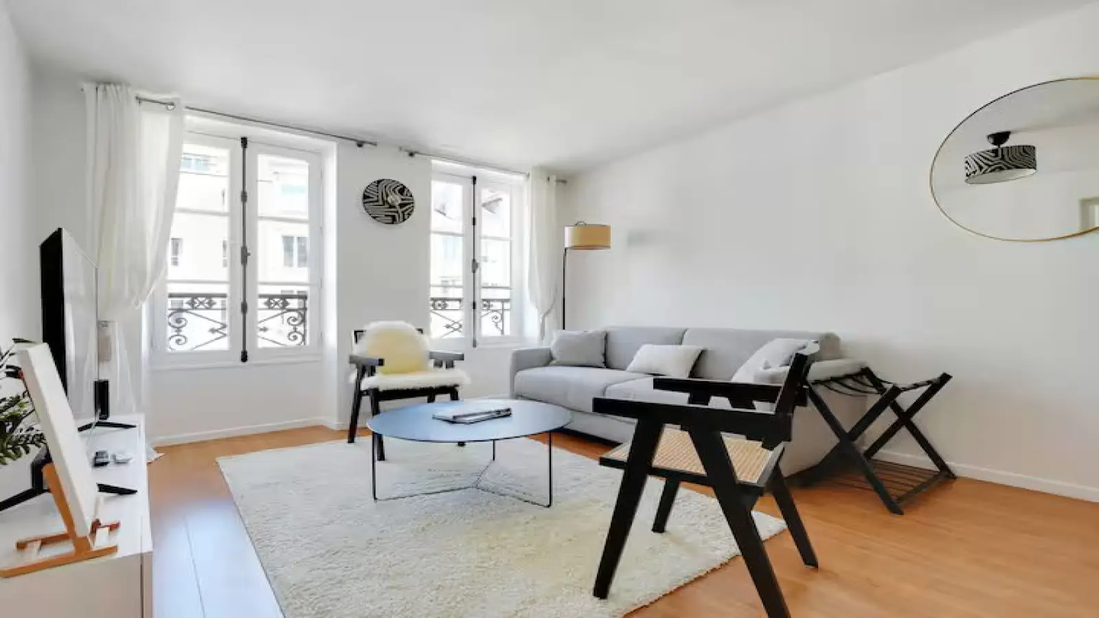 Flat Rue Saint-Antoine in Paris