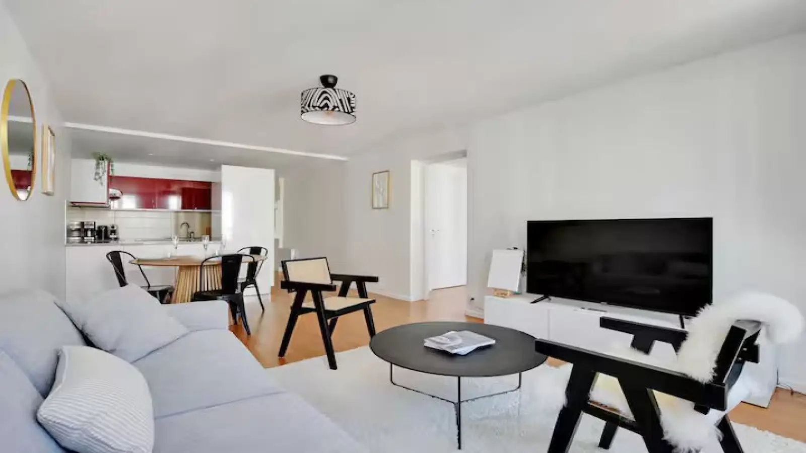Flat Rue Saint-Antoine in Paris
